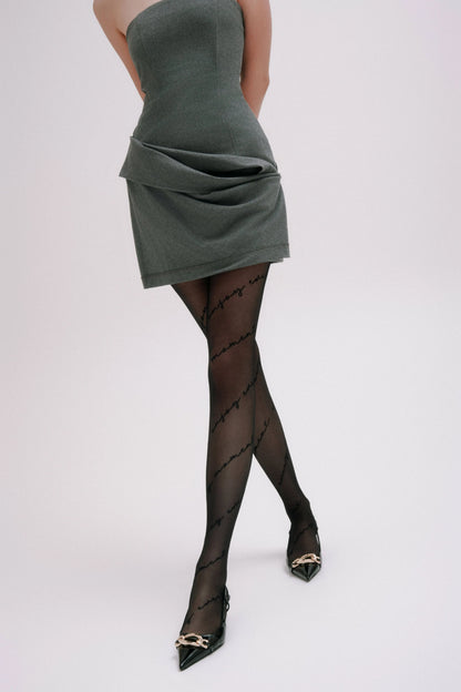 Fantasy Tights Conte Sentiment - Diagonal Inscriptions