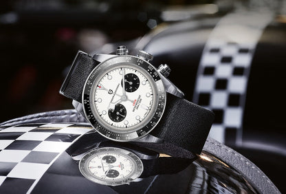 Elevate Your Style: Unveiling the 2023 New BB Panda Retro Sport Chronograph Luxury Quartz Watch for Men with Sapphire Mirror and 10Bar Waterproof Design