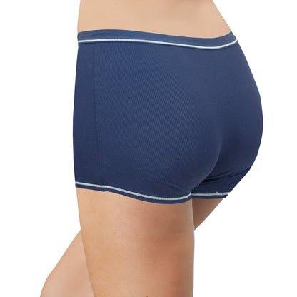 Modal Short with Contrast Stitching