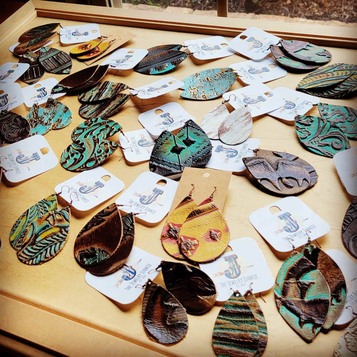 **Leather Earring Starter Pack-Embossed-50 Pairs 208r