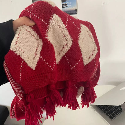 Diamond Pattern Knitted Tassel Scarf