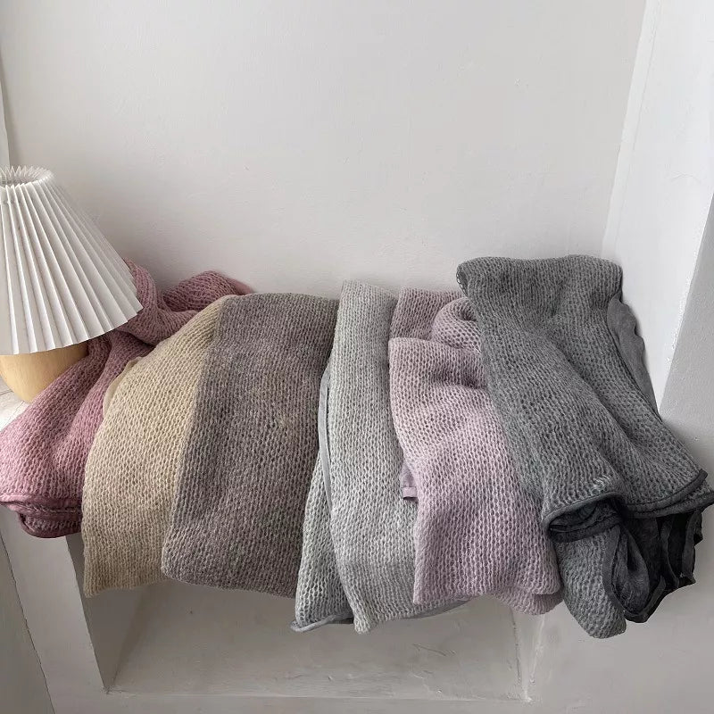 Lightweight Knitted Scarf with Dyed Edges
