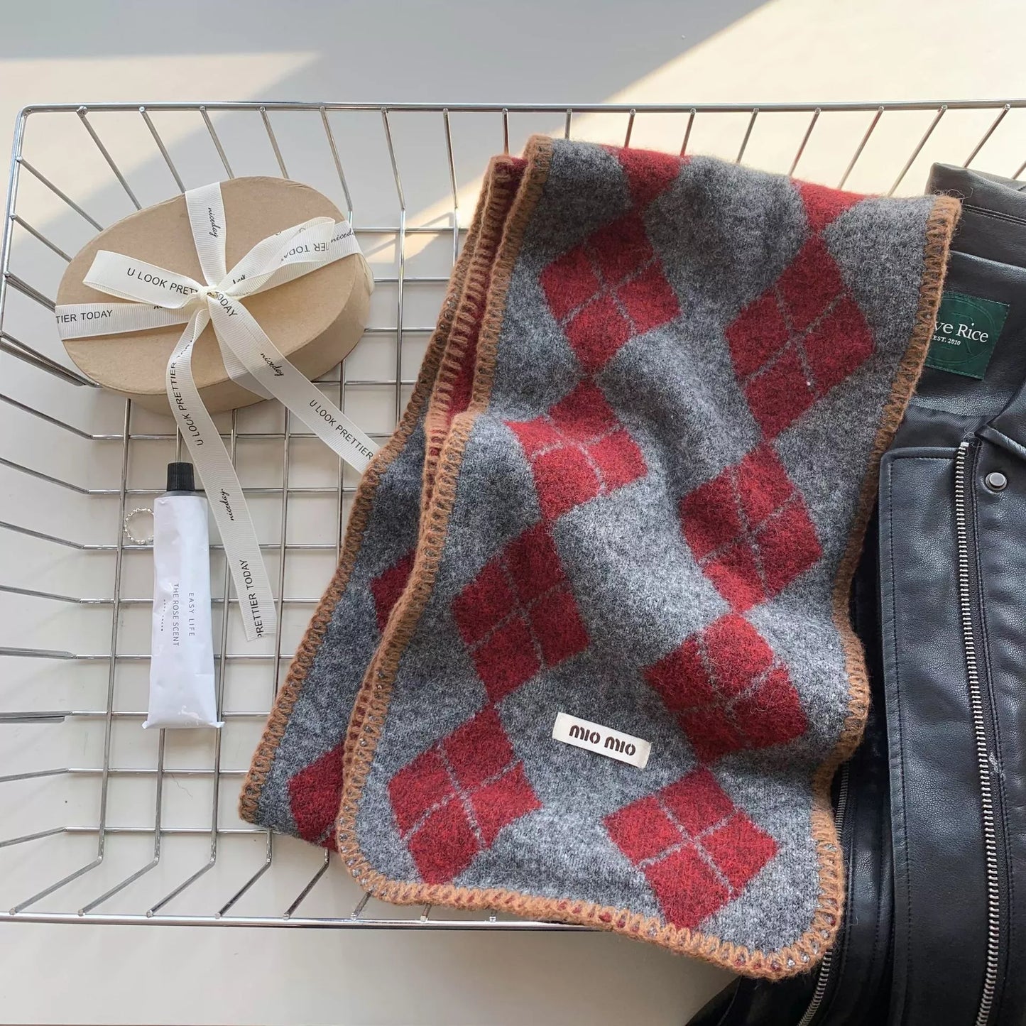 Argyle Pattern Warm Scarf