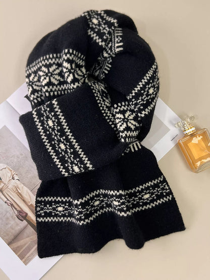 Winter Snowflake Pattern Knitted Scarf