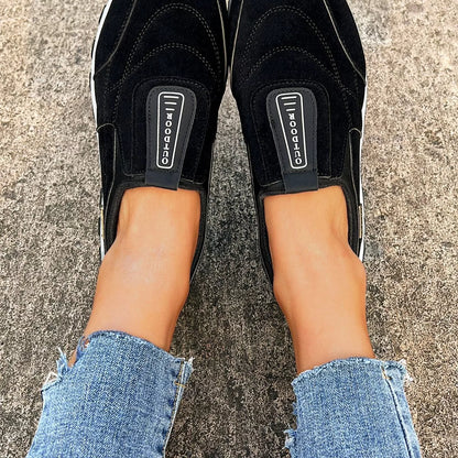 Round Toe Breathable Sneakers