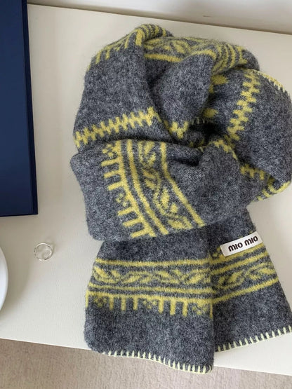 Vintage Pattern Knitted Scarf
