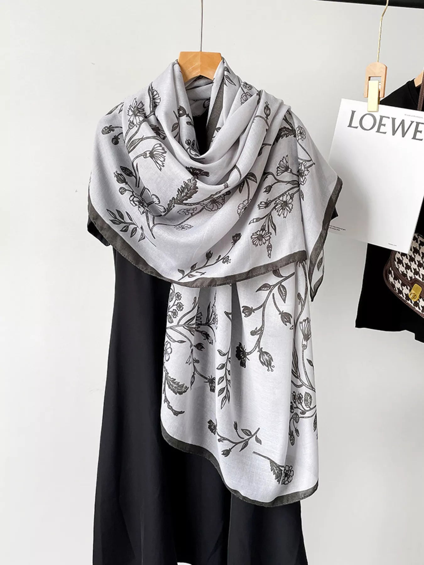 Floral Print Lightweight Scarf