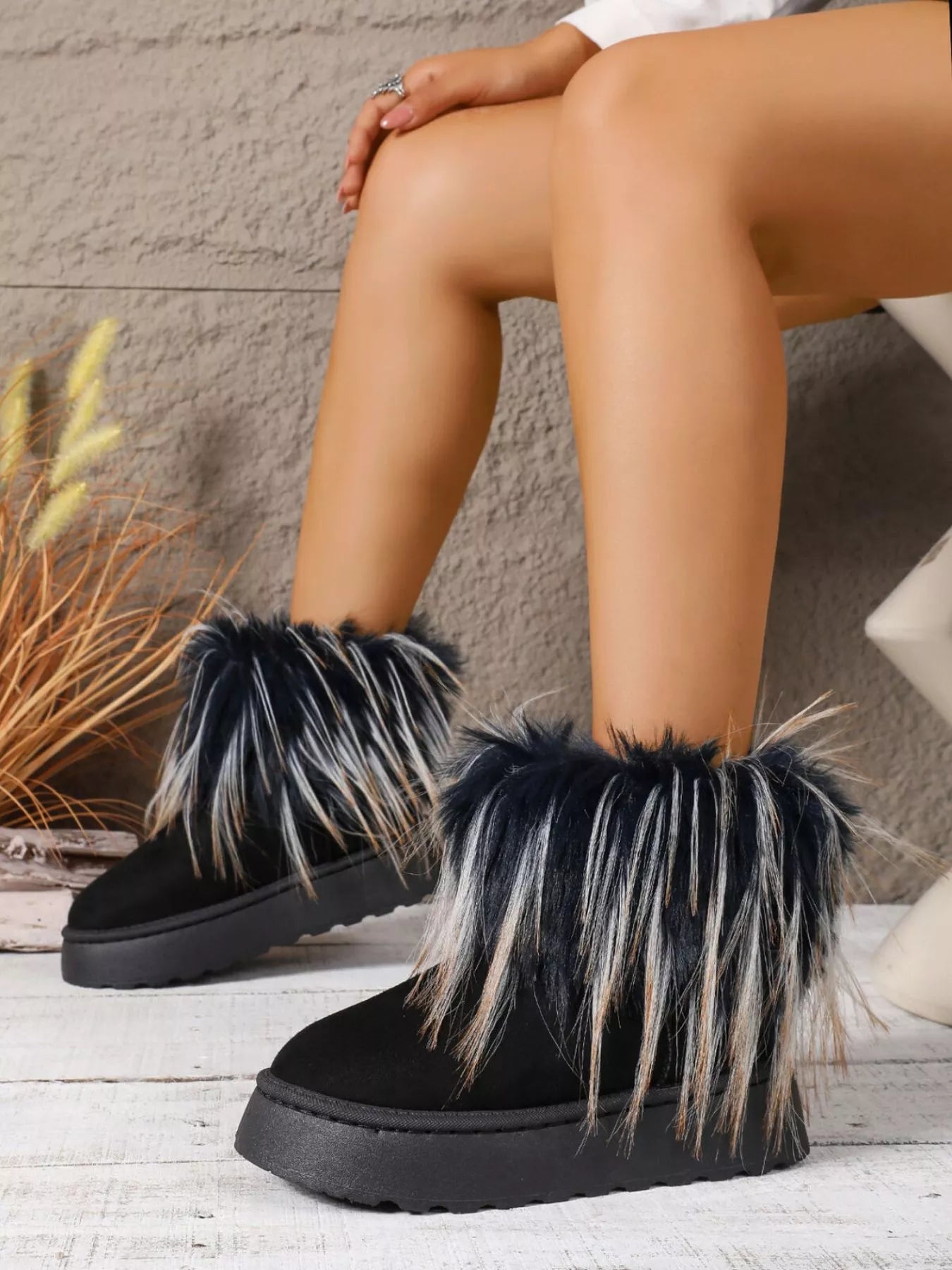 Round Toe Platform Boots