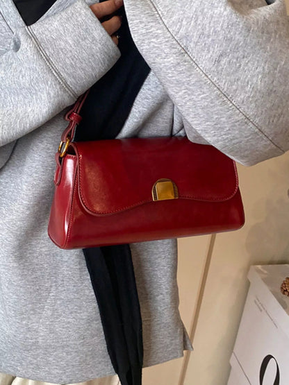 Golden Clasp Shoulder Bag