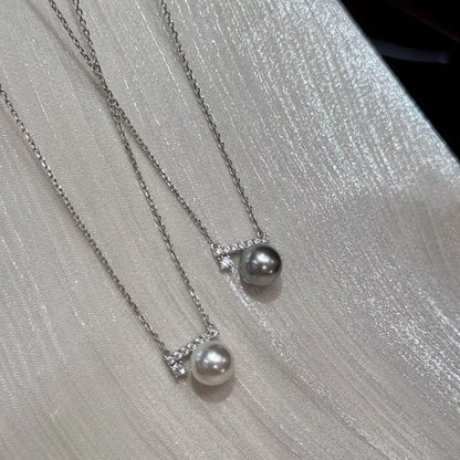 Pearl Pendant Necklace