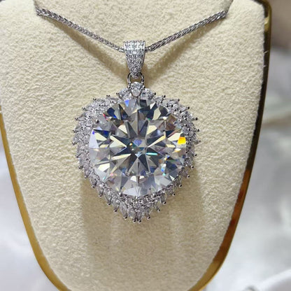 20 Carat Moissanite 925 Sterling Silver Pendant Necklace