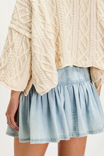 Buttoned Ruffled Mini Denim Skirt