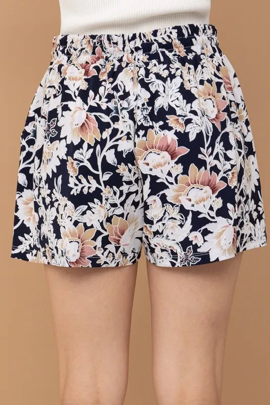And The Why Wrinkle-free Stretchy Cooling Fabric Shorts