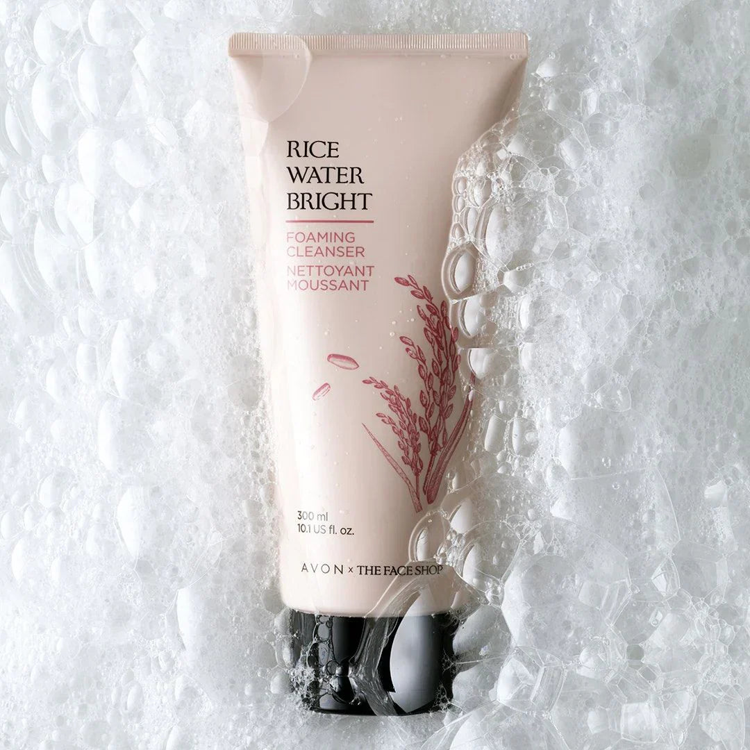 THE FACE SHOP Rice Water Bright Cleansing Foam