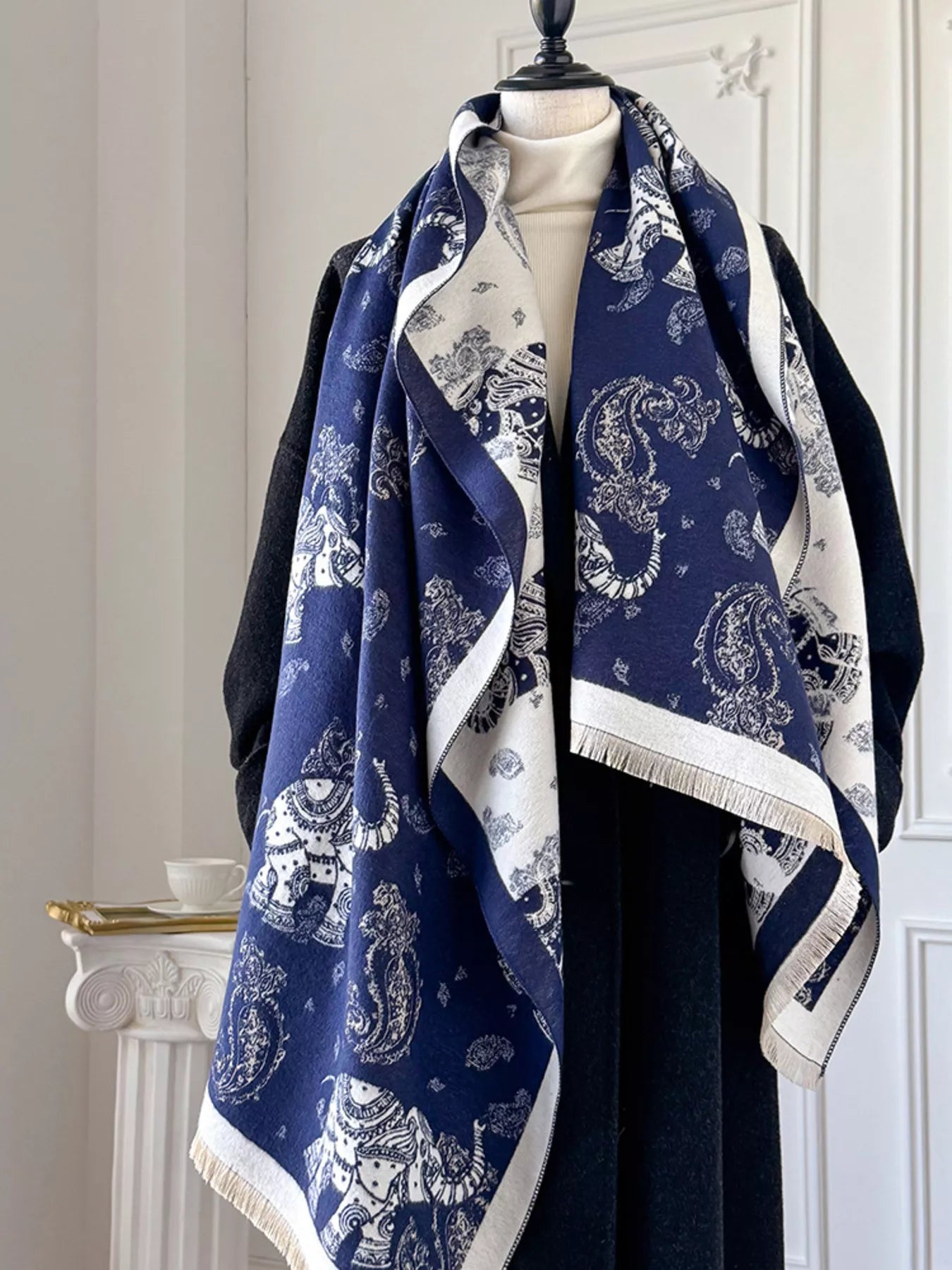 Raw Hem Warm Scarf