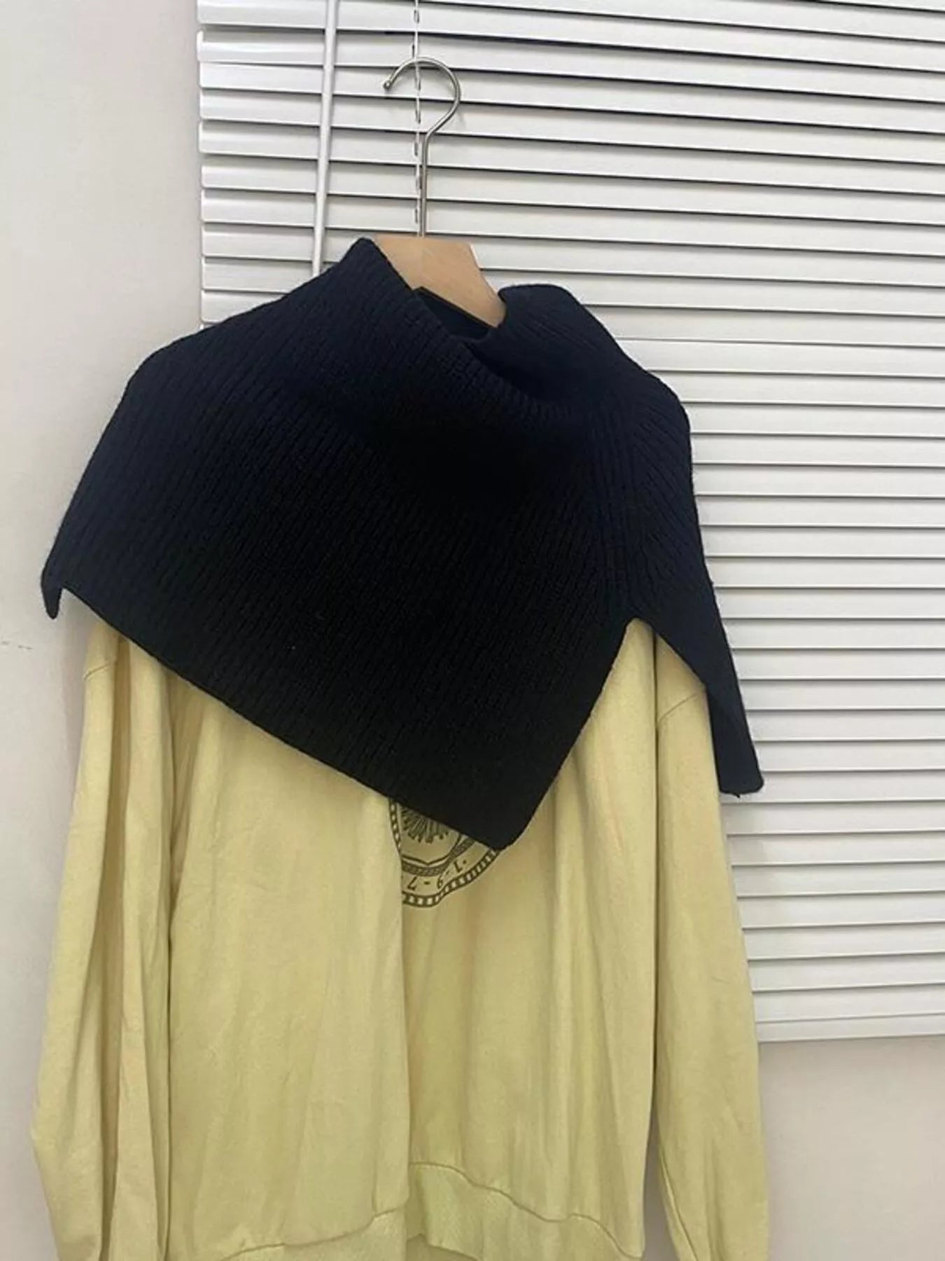 Chunky Knit Slit Scarf