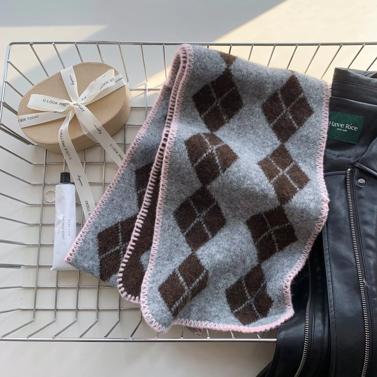 Argyle Pattern Warm Scarf