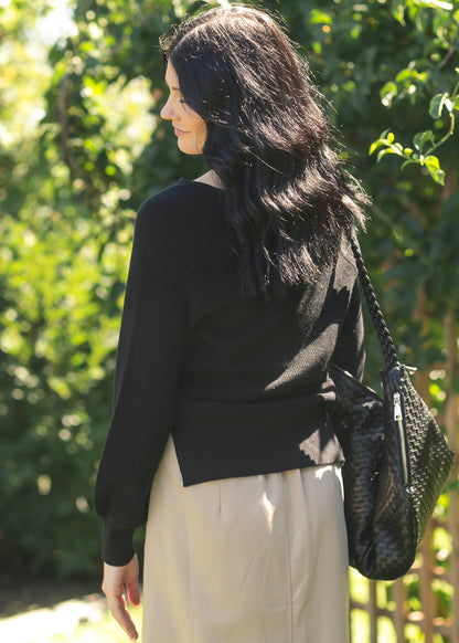 Essential V-neck Balloon Sleeve Sweater