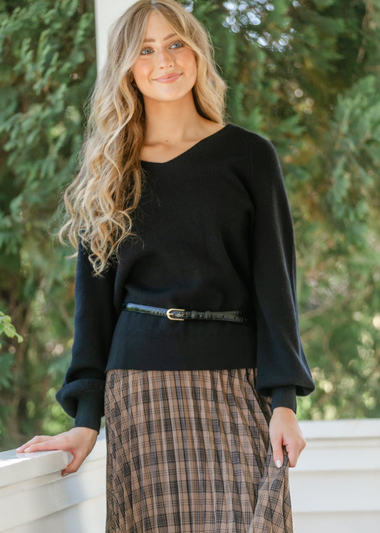 Essential V-neck Balloon Sleeve Sweater