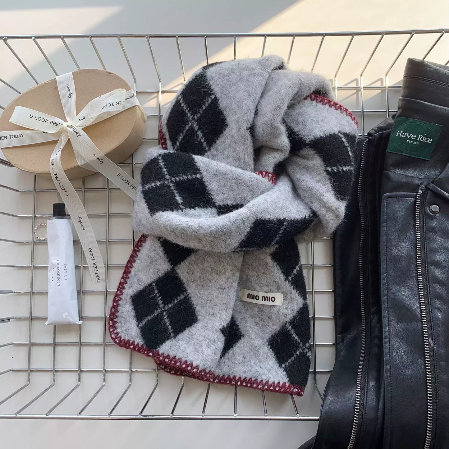 Argyle Pattern Warm Scarf