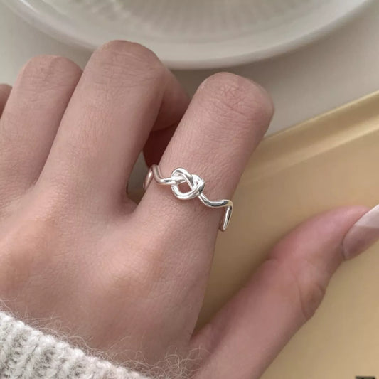 Lightweight Knot Open Ring