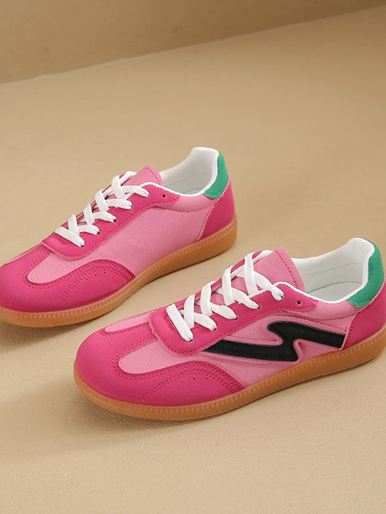 Round Toe Lace Up Sneakers
