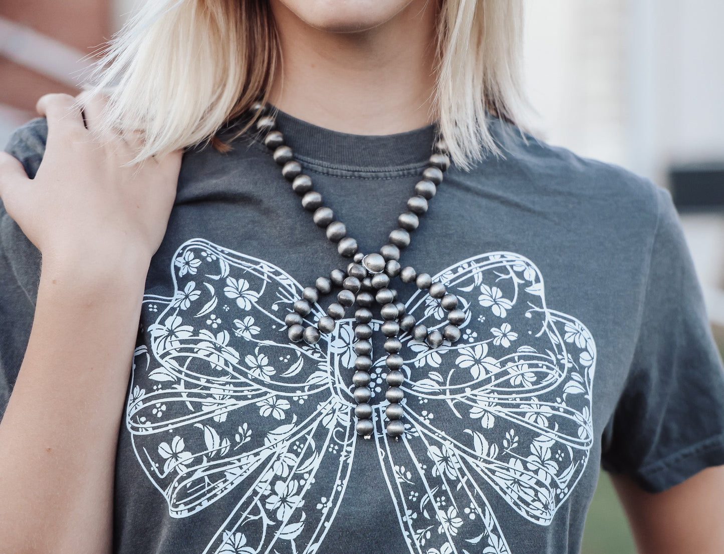 Faux Bow Necklace with Large Faux Pearls - 16 inch