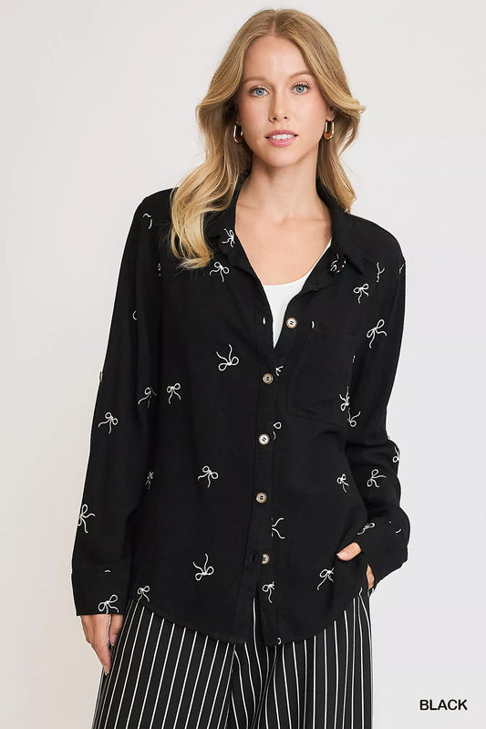 Umgee Linen Blend Fitted Shirt with Ribbon Embroidery Details