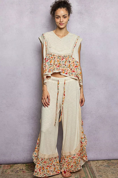 POL Lace Detail Floral Cropped Ruffled Top