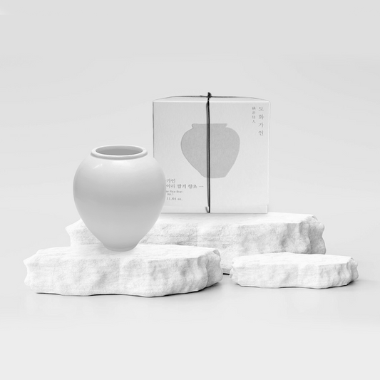 House of Dohwa Moon Jar Rice Bran Candle 320g 1ea