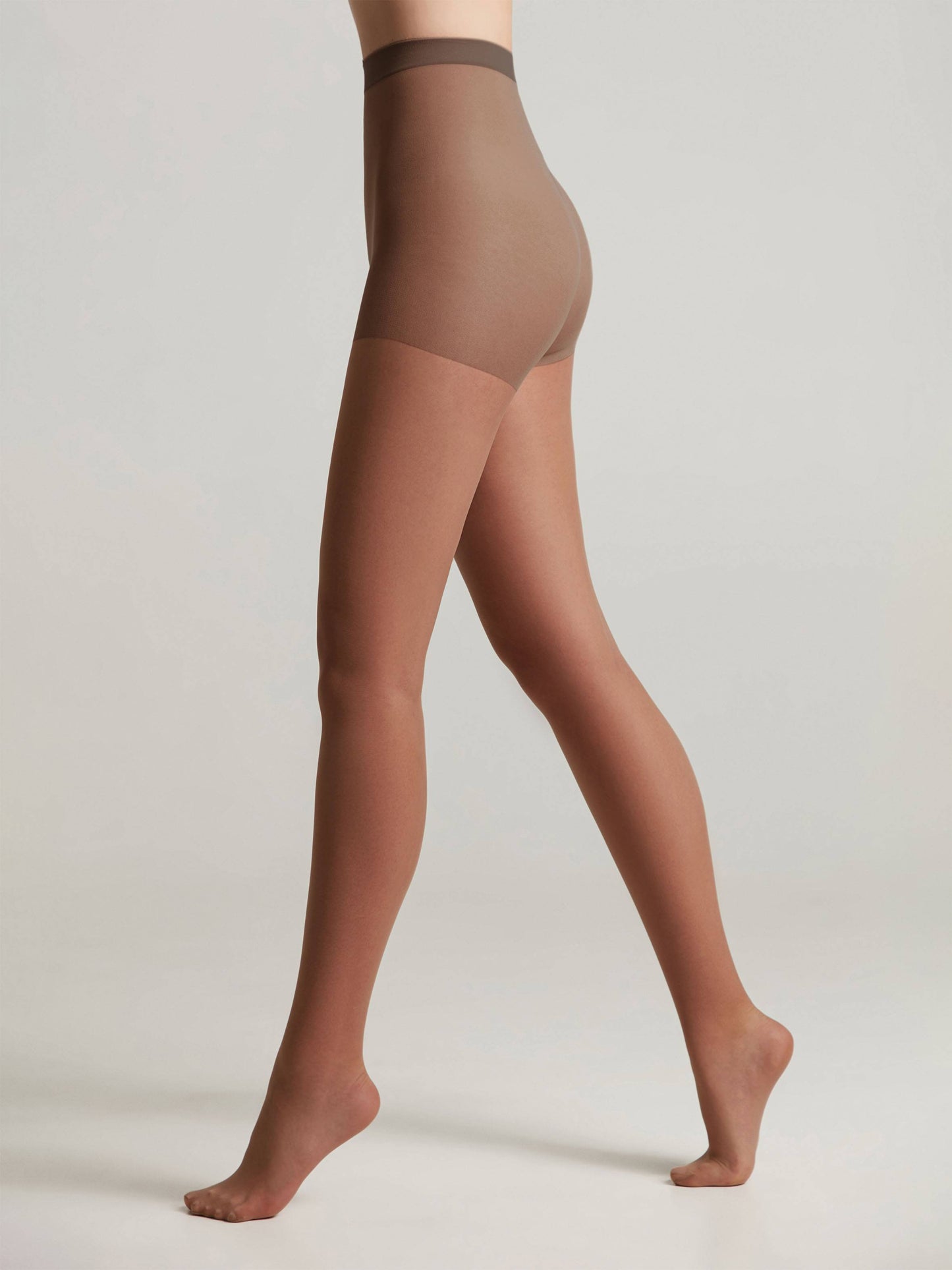 Conte Ideal 20 Den - Classic Women's Tights with a Reinforced Shorts (16С-29СП)