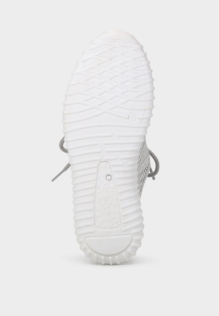 Knitted Black Walking Sneakers