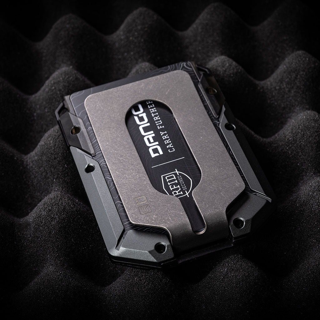 M4 Maverick™ Rail Wallet with Titanium Clip