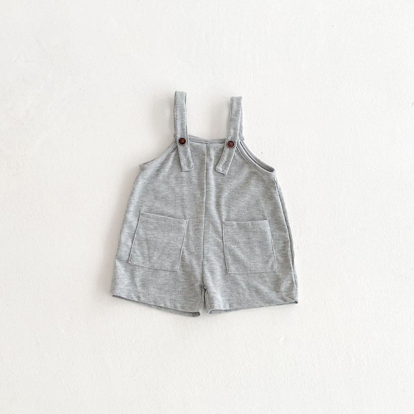 Summer Hot Selling Baby Kids Unisex Sleeveless Pocketed Grey Strap Overalls and White T-Shirt Clothing Set