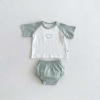 Summer Hot Selling Baby Kids Girls Short Sleeves Heart Pattern T-shirt and Bloomers Clothing Set