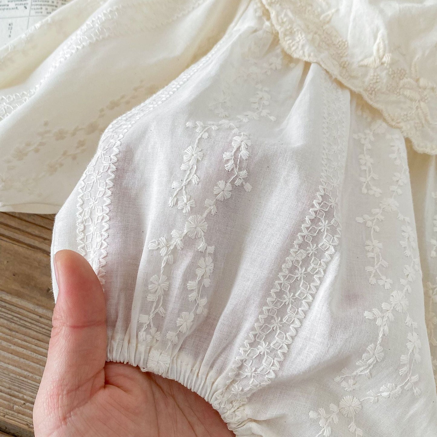 Autumn Baby Girls Flowers Embroidered Pattern Long-sleeved Onesies and Dress – Princess Sister Matching Set