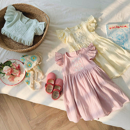 Summer Arrival Kids Girls Fly Sleeves Floral Pattern Embroidery Princess Dress