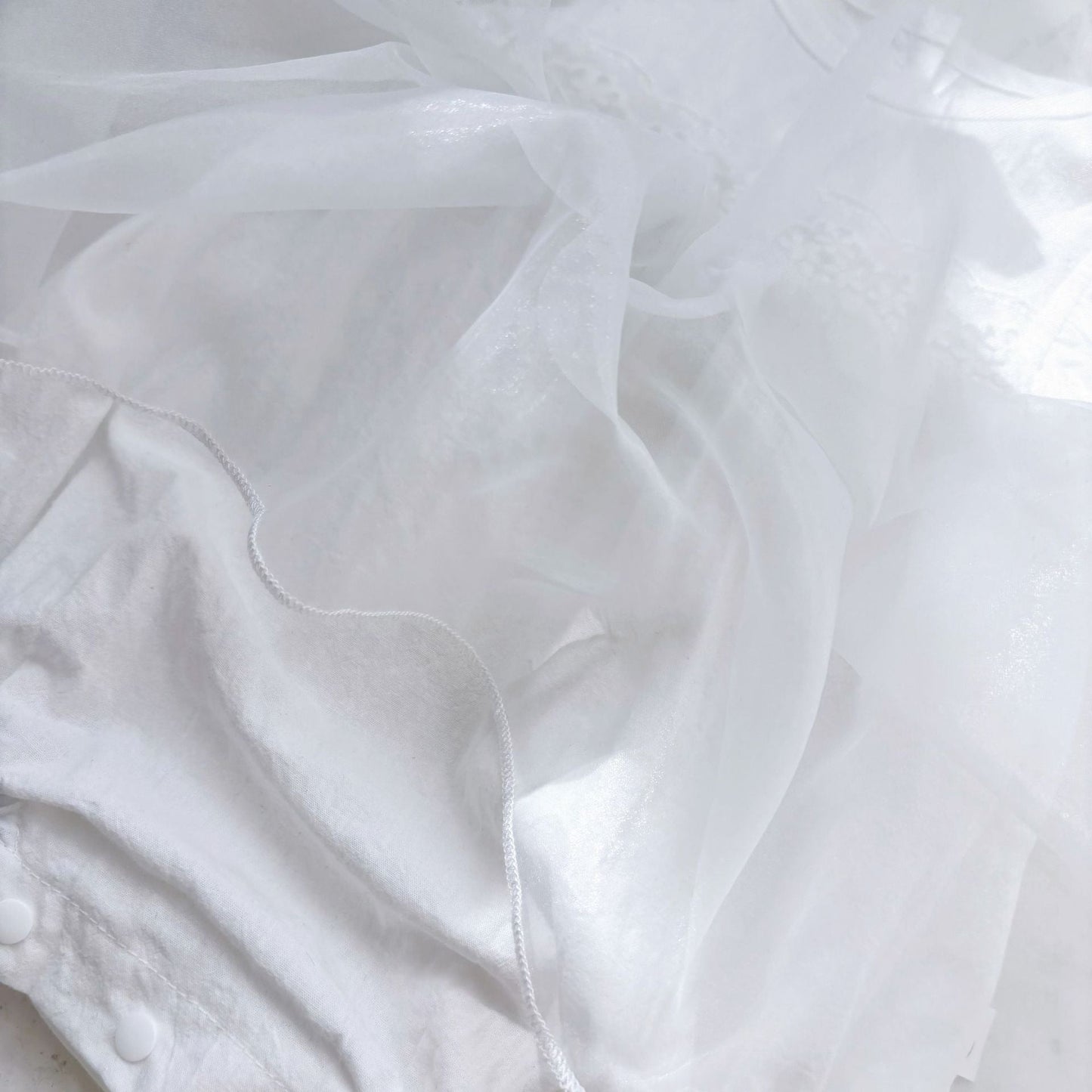 Summer Arrival Baby Girls Fly Sleeves Tulle Patchwork Lace Decorated Onesies