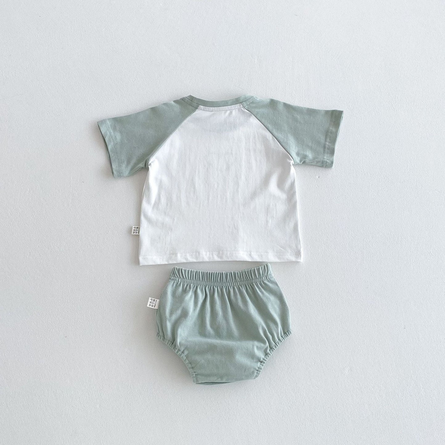 Summer Hot Selling Baby Kids Girls Short Sleeves Heart Pattern T-shirt and Bloomers Clothing Set