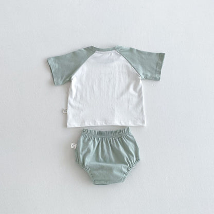 Summer Hot Selling Baby Kids Girls Short Sleeves Heart Pattern T-shirt and Bloomers Clothing Set