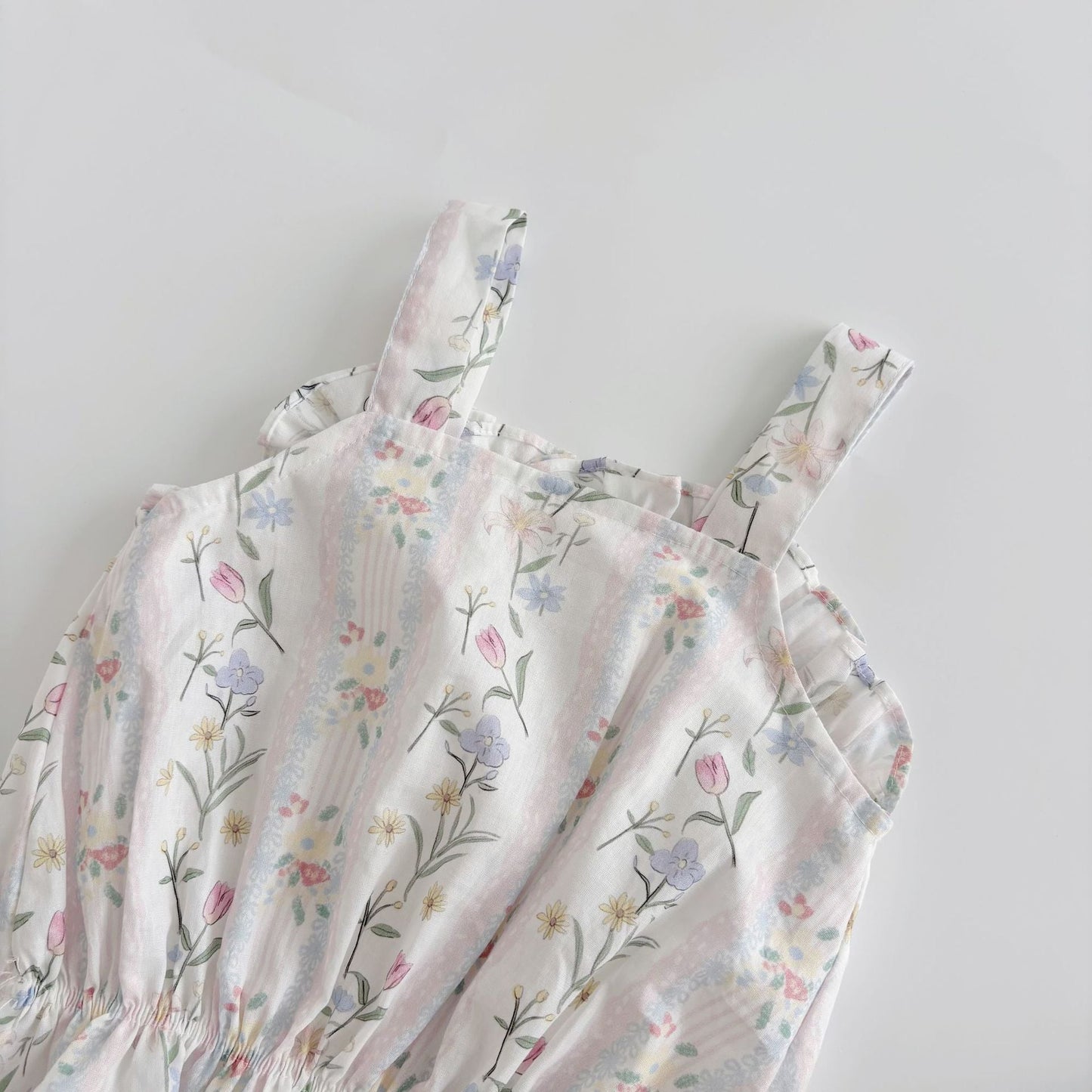 Summer Hot Selling Baby Girls Sleeveless Flowers Pattern Vest and Shorts Clothing Set