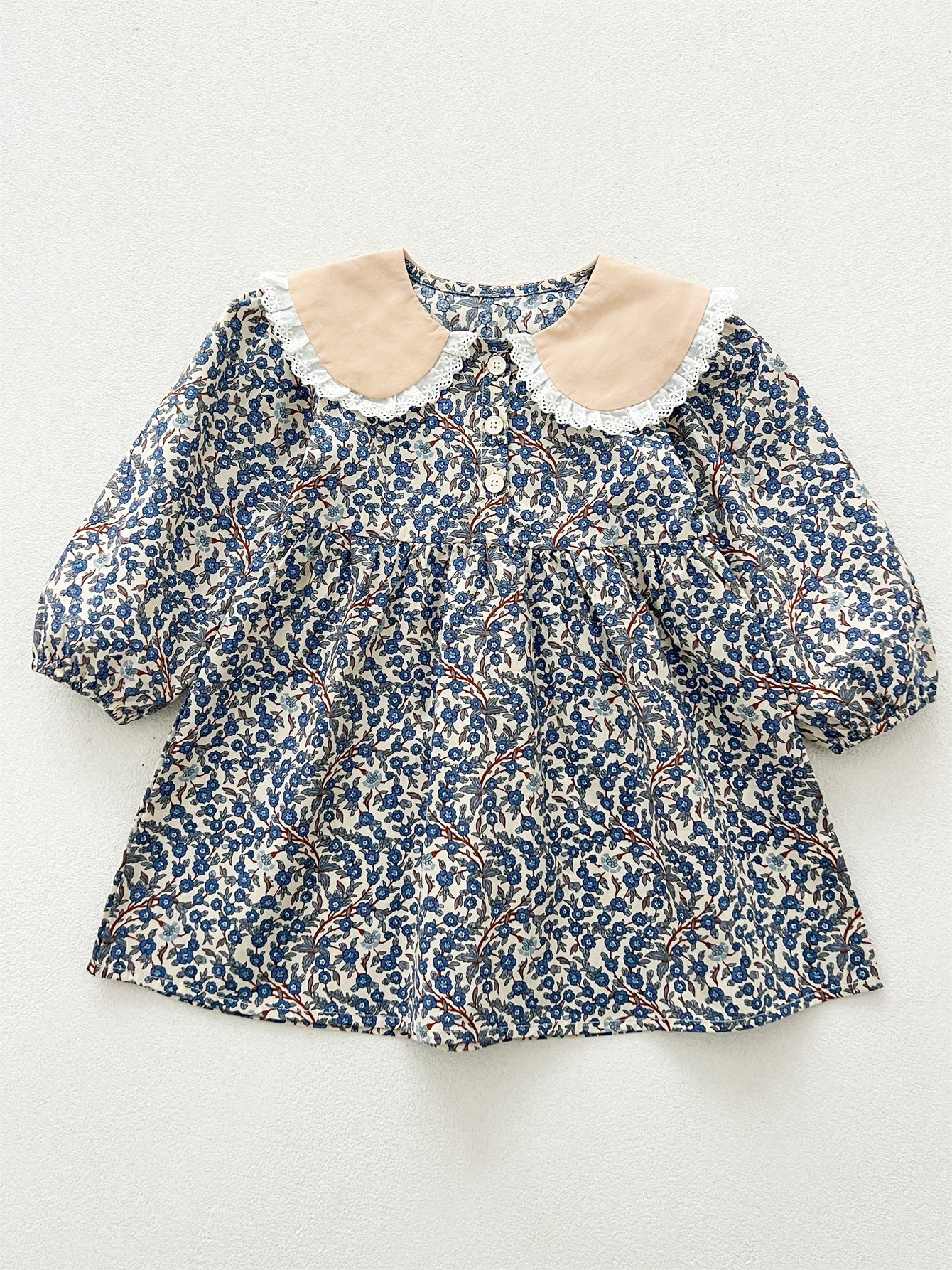Spring and Autumn Vintage Floral Print Long-sleeved Dress with Lace Collar for Stylish Girls