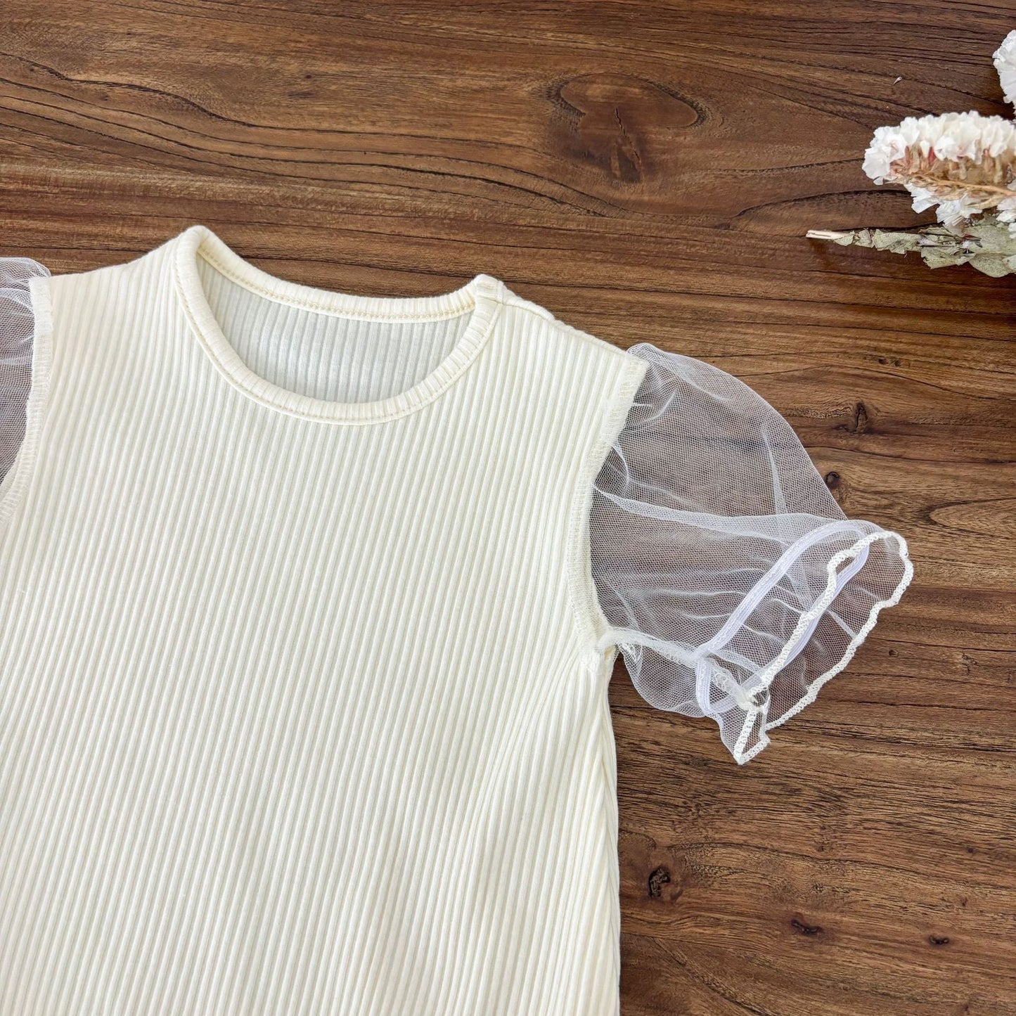 Summer Arrival Baby Kids Girls Sleeveless Floral Pattern Strap Overalls and Beige Onesies Clothing Set