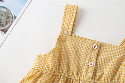 Baby Girl Plaid Graphic Strawberries Embroidery Snap Button Jumpsuit & Solid Tee Sets