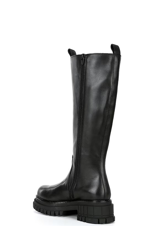 Quinnie Boots
